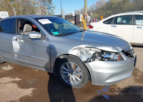 2011 Honda Accord 2.4 Ex-L from USA, damaged, VIN 1HGCP2F87BA097245